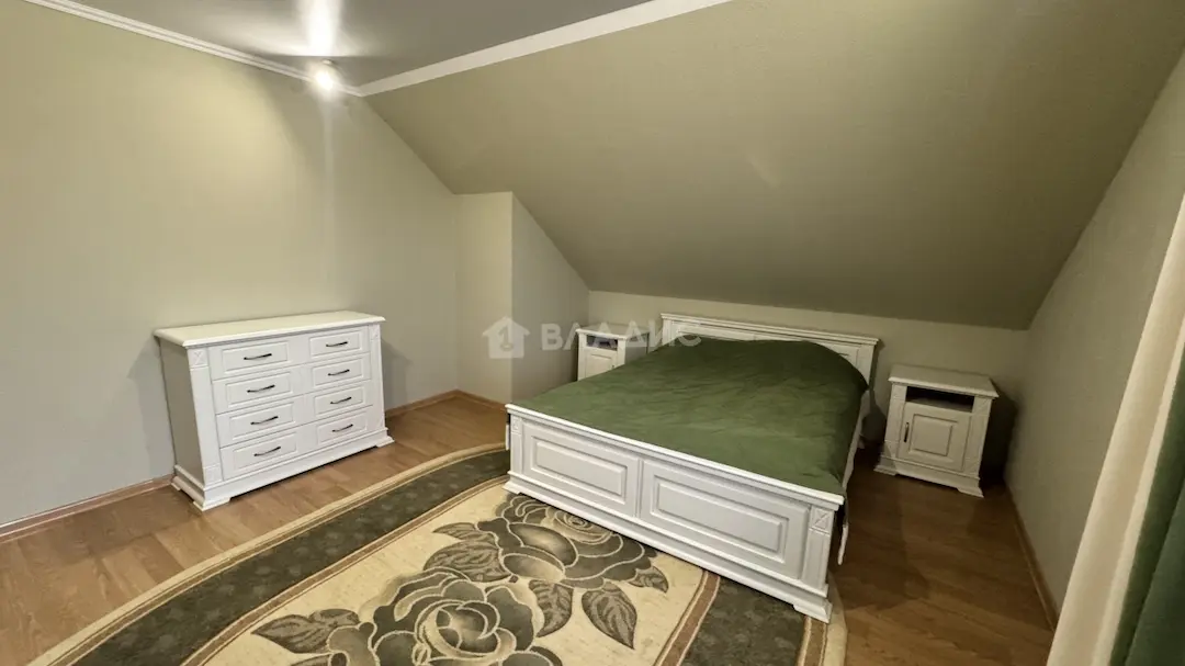 Продается 2-этажный дом, 212 м2, 8.08 сот
