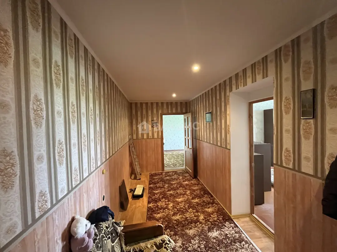 Продается 2-комн. квартира, 65.4 м²