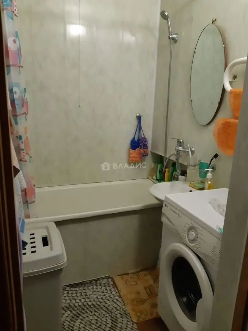 Продается 2-комн. квартира, 65.4 м²