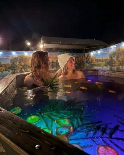 Баня с чаном на природе — отдых для тела и души.