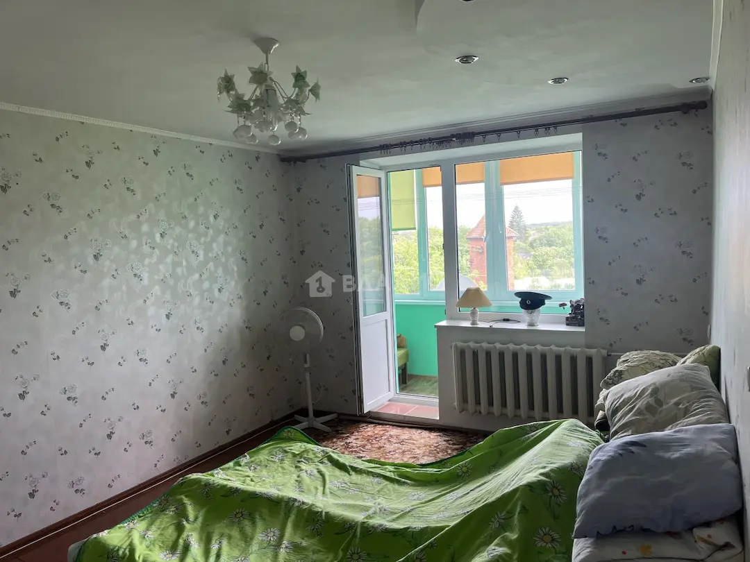 Продается 2-комн. квартира, 65.4 м²