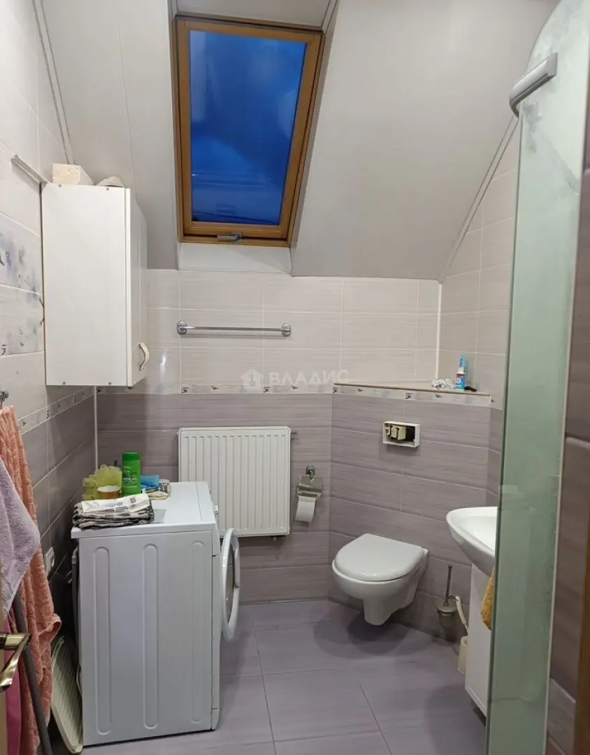 Продается 2-этажный дом, 135 м², 8 сот.