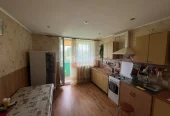 Продается 2-комн. квартира, 65.4 м²