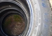 Продам два комплекта зимней резины на Ауди 45