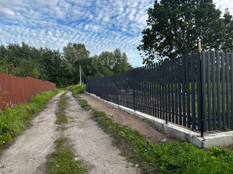Забор под ключ в Калининграде — сварные, секционные, из профлиста