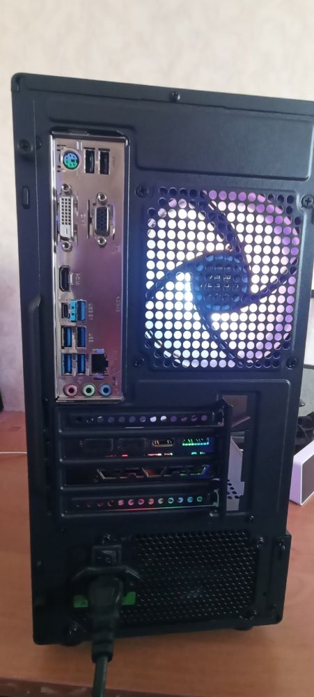 Продается игровой ПК в хорошем состоянии
