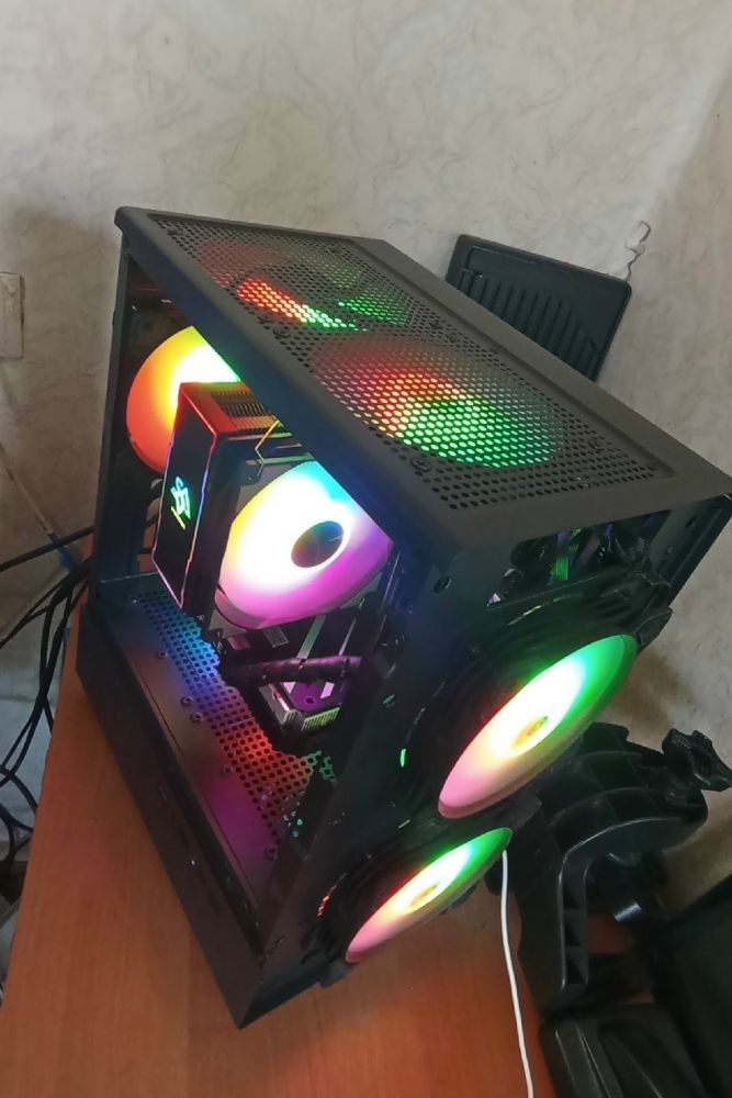 Продается игровой ПК в хорошем состоянии