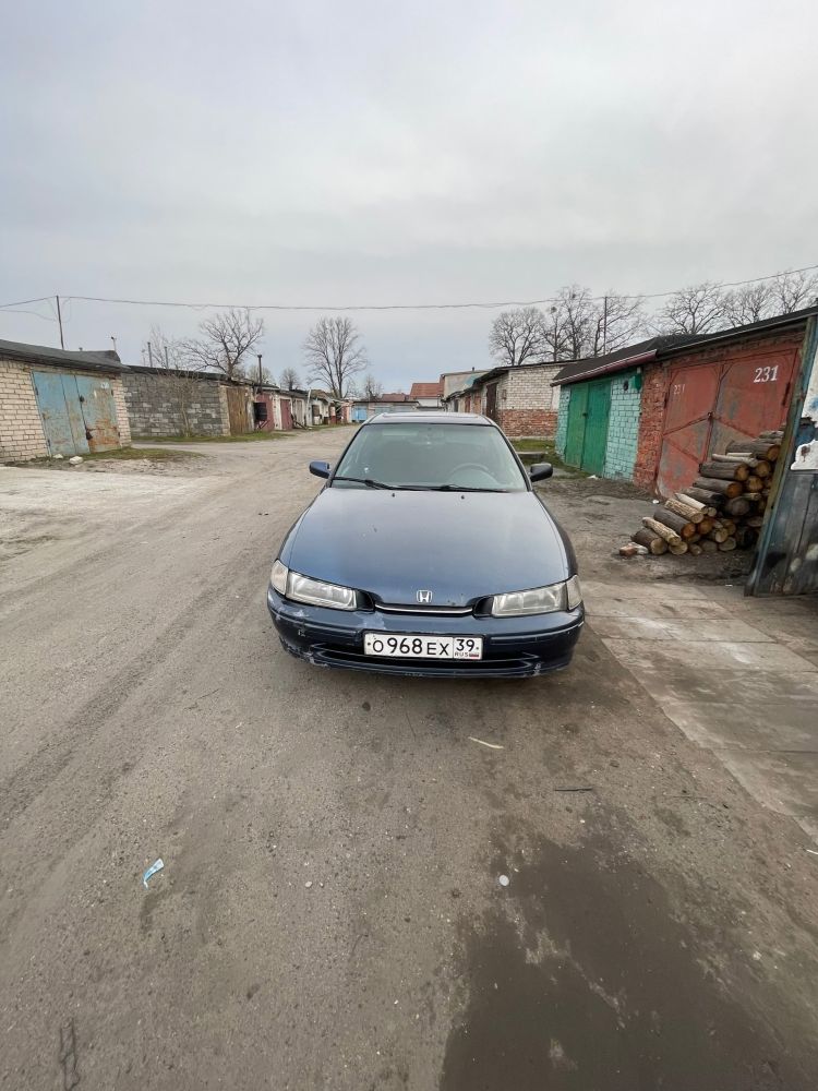 Продам хонду аккорд 95год 2.0 бензин.