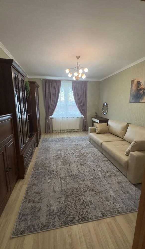 Сдаëтся 1 комнатная квартира, ул. Н. Карамзина, новый дом.