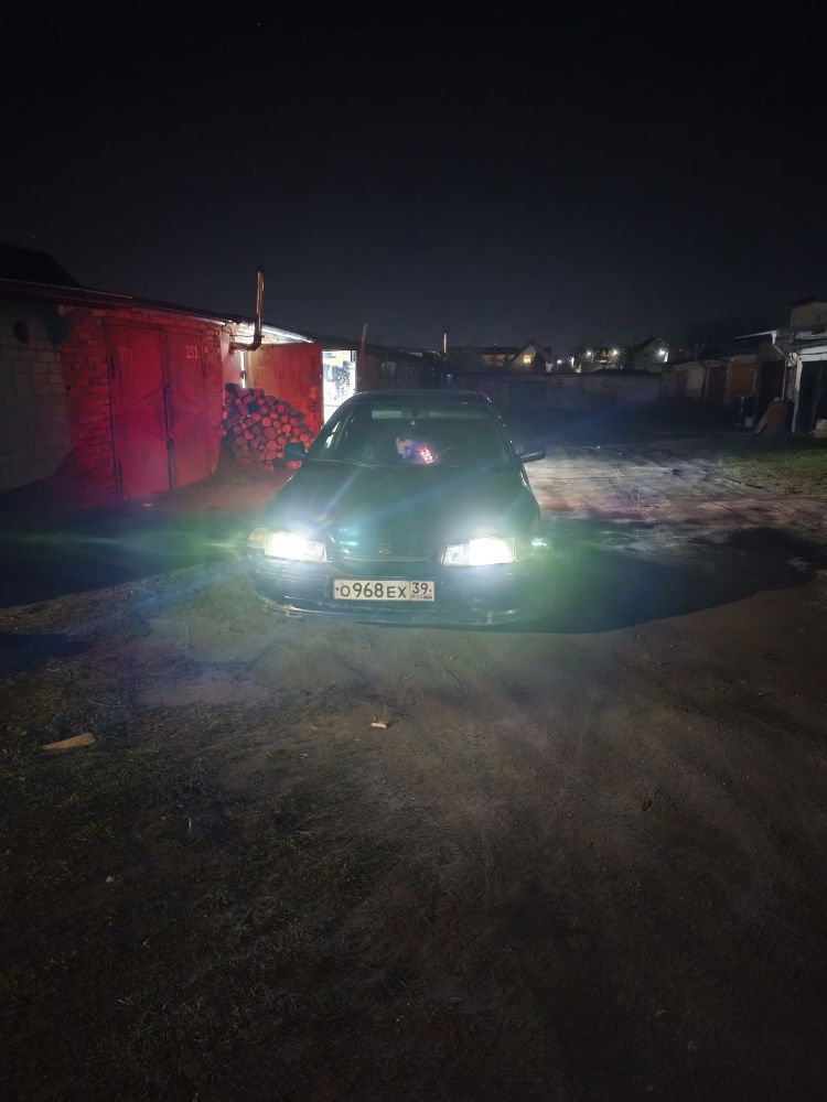 Продам хонду аккорд 95год 2.0 бензин.