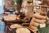 В наличии шезлонги, зонты пляжные и штопора, стулья складные, столы туристические, раскладушки и многое другое