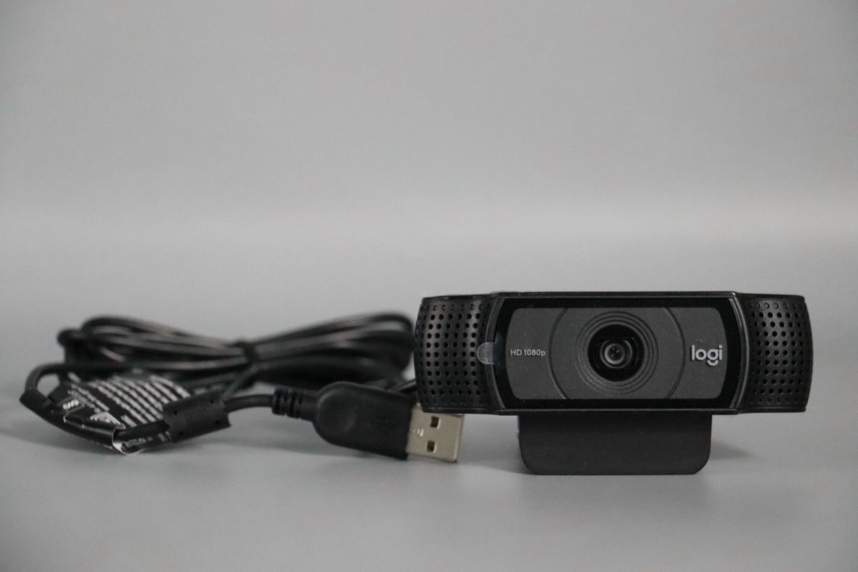 Продам веб-камеру Logitech C922 Pro Stream