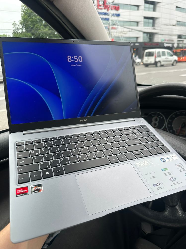 Продам ноутбук TECHO MEGABOOK T1 T15DA 15,6 дюймов
