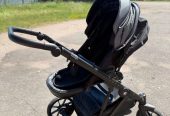 Продам детскую коляску 3 в 1 Riko Basic Montana.