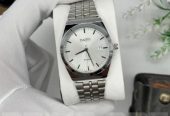 Стильные наручные часы Casio
