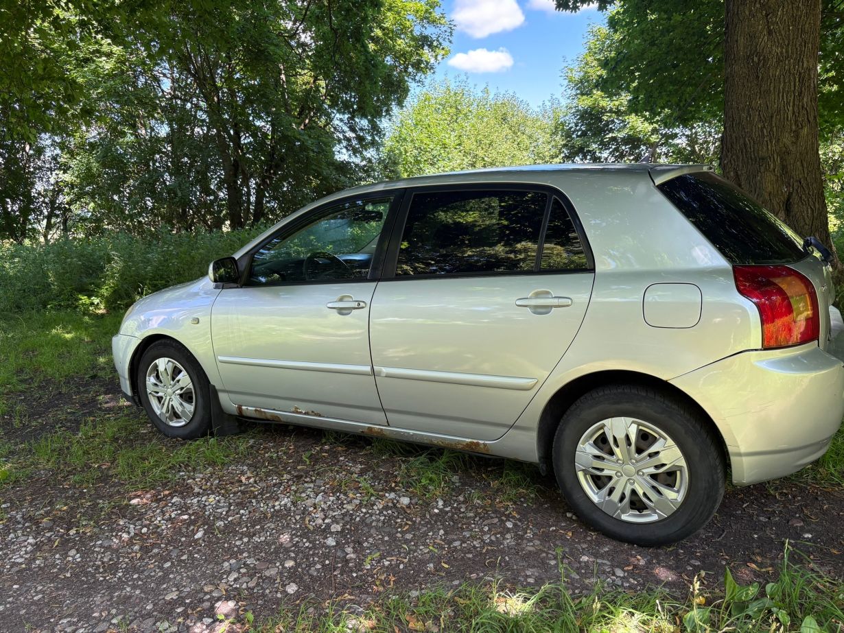 Продам тойоту Corolla
