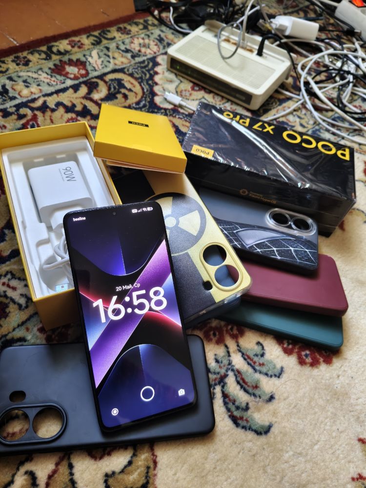 Мощный телефончик Poco x7pro 256/12 в идеале