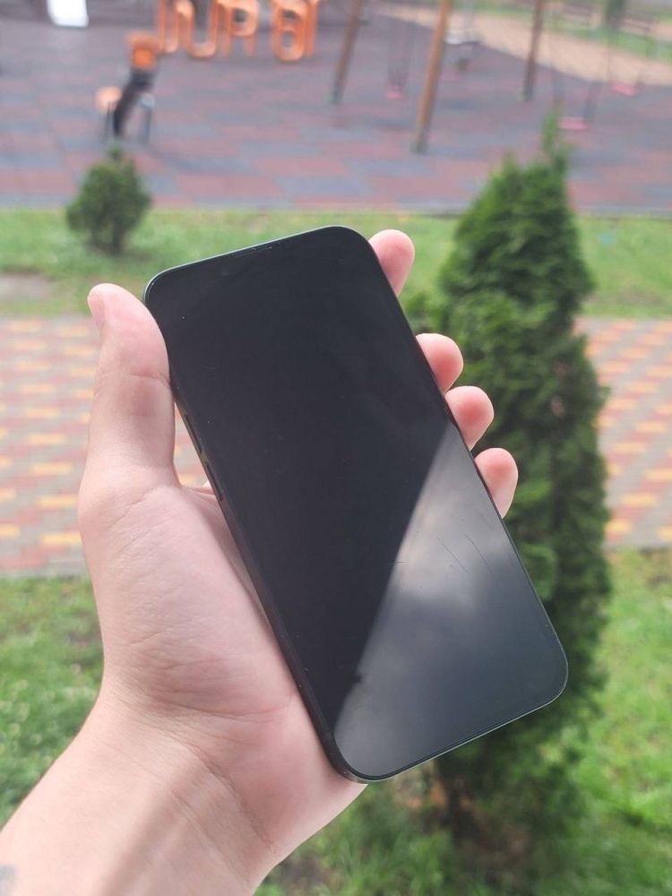 Продам iPhone 13, 100% акб, 128gb