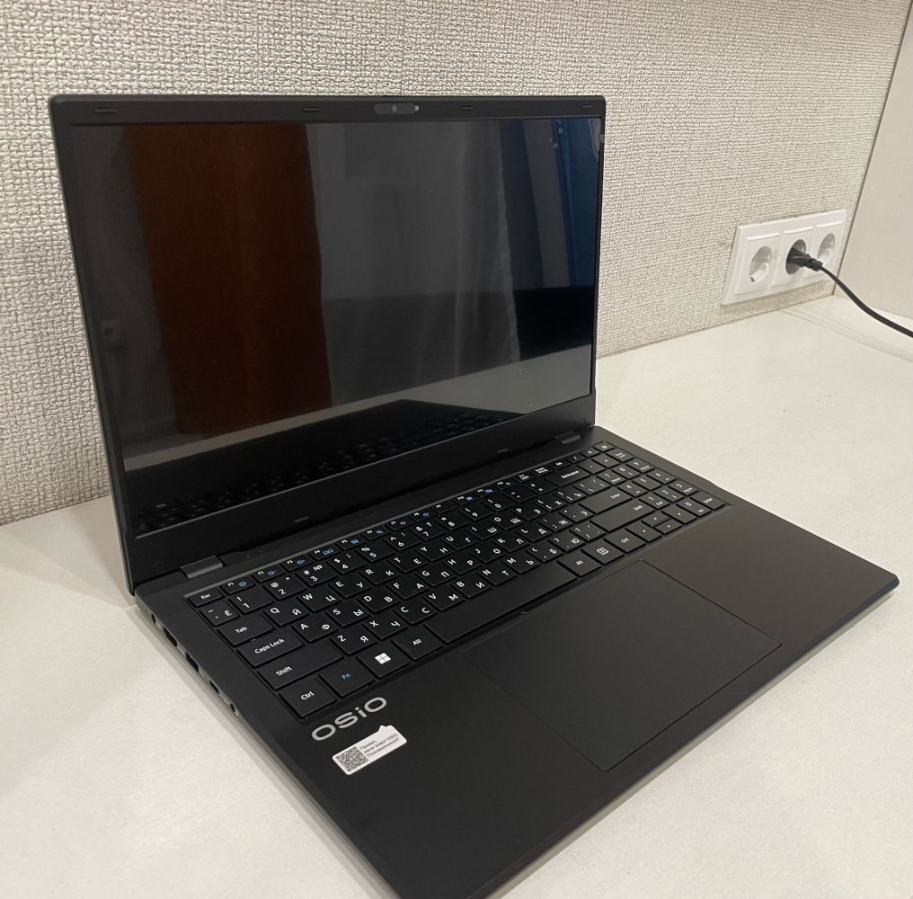Продаю ноутбук OSIO BaseLine B150i