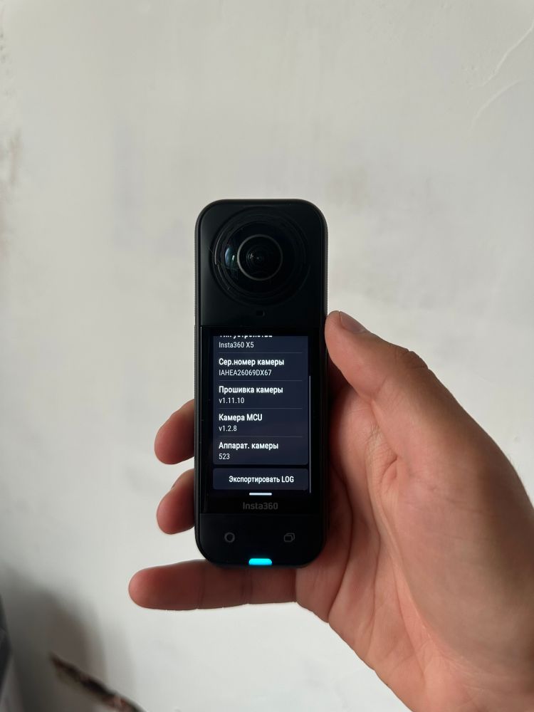 Панорамная экшен-камера Insta360 X5 с увеличенной матрицей 1/1,28 дюйма