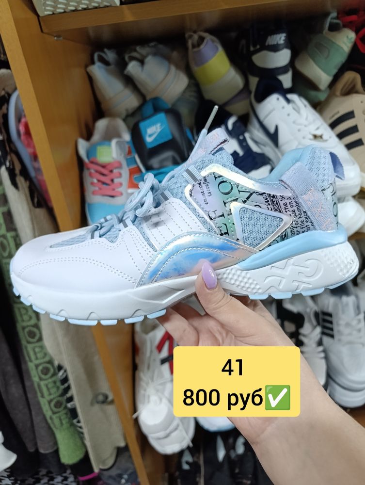 Женские кроссовки. 10 моделей