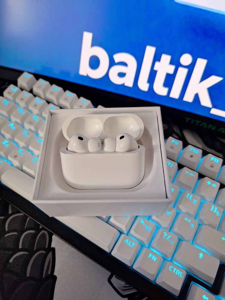 Наушники AirPods Pro 3