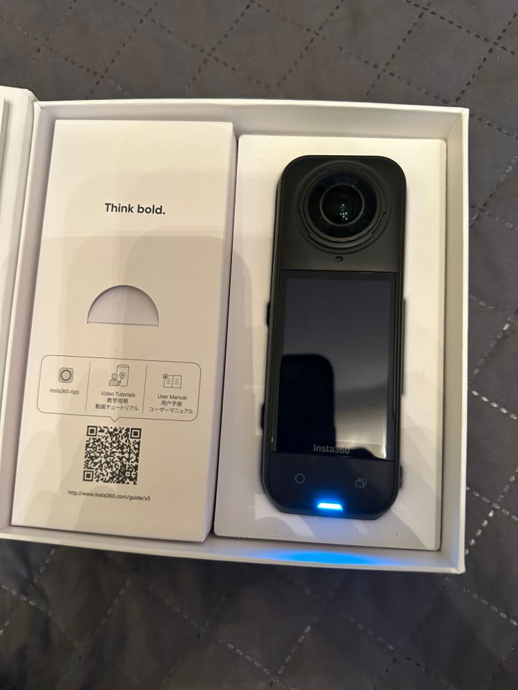 Панорамная экшен-камера Insta360 X5 с увеличенной матрицей 1/1,28 дюйма