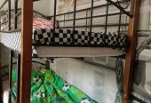 Продам кровать двухъярусная с матрасами