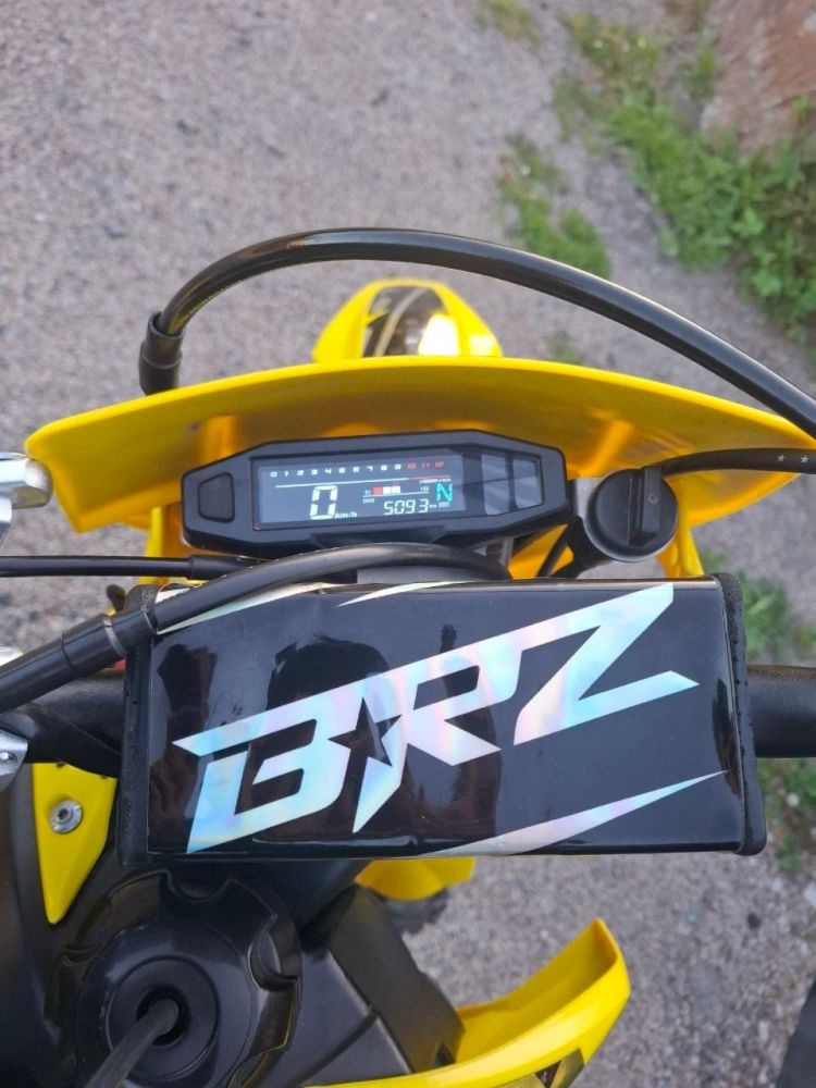 Мотоцикл BRZ