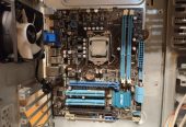 Продам корпус от ПК. Вместе с корпусом идёт материнка ASUS LGA 1155 сокет с процессором i5 2400 и 120 куллер от aerocool