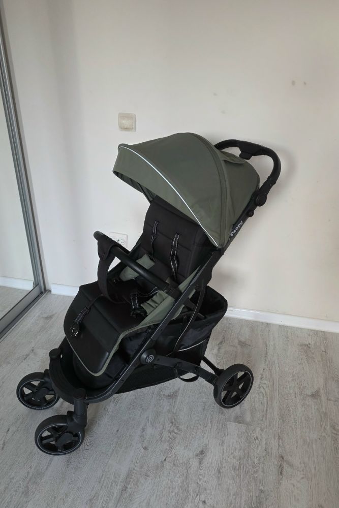 Продаю легкую и маневренную прогулочную коляску Peppy Polo 2.0 с большим комплектом