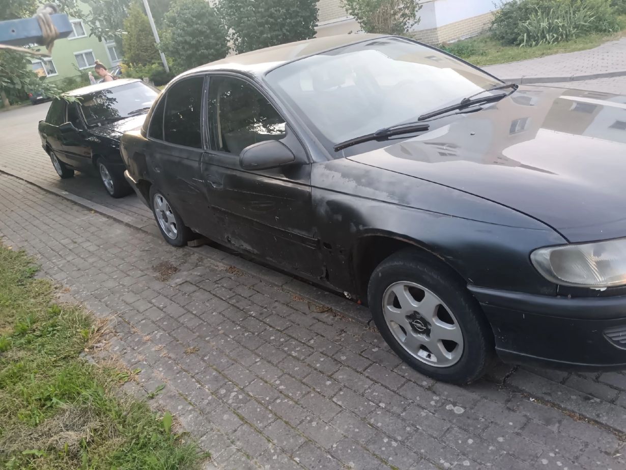 Opel Omega B 2.0 8клоп