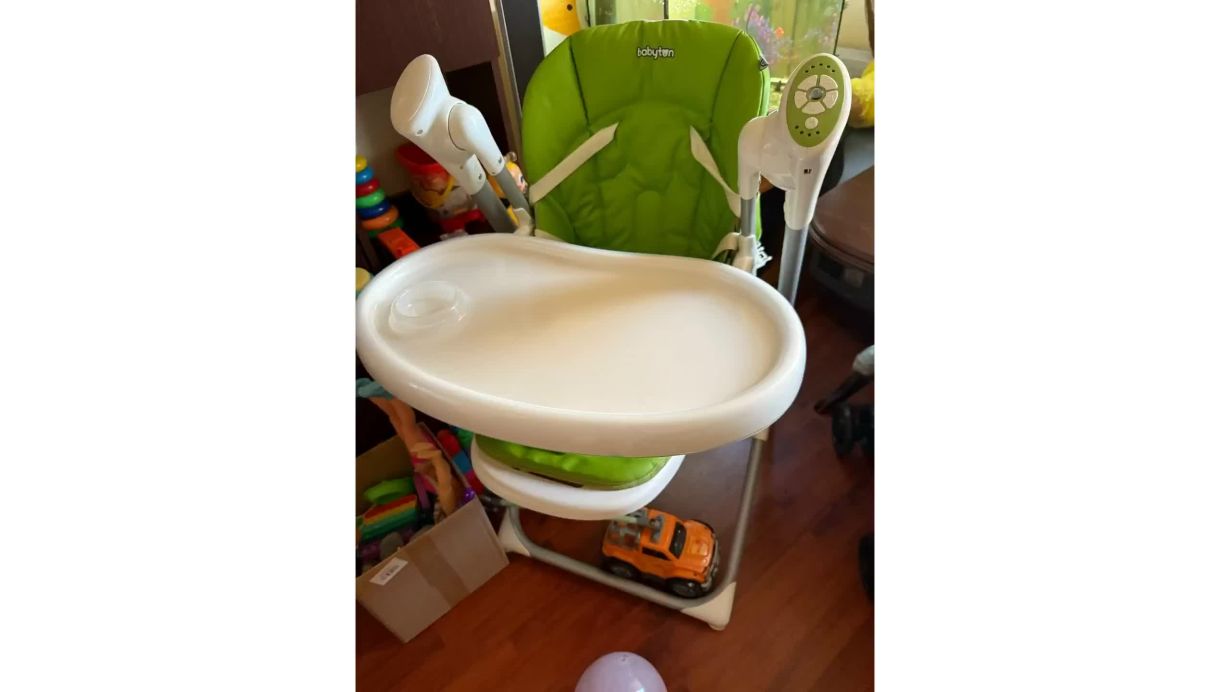 Продам стульчик-качели Babyton 2в1 Green с пультом Д/У