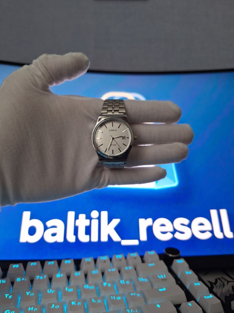 Стильные наручные часы Casio