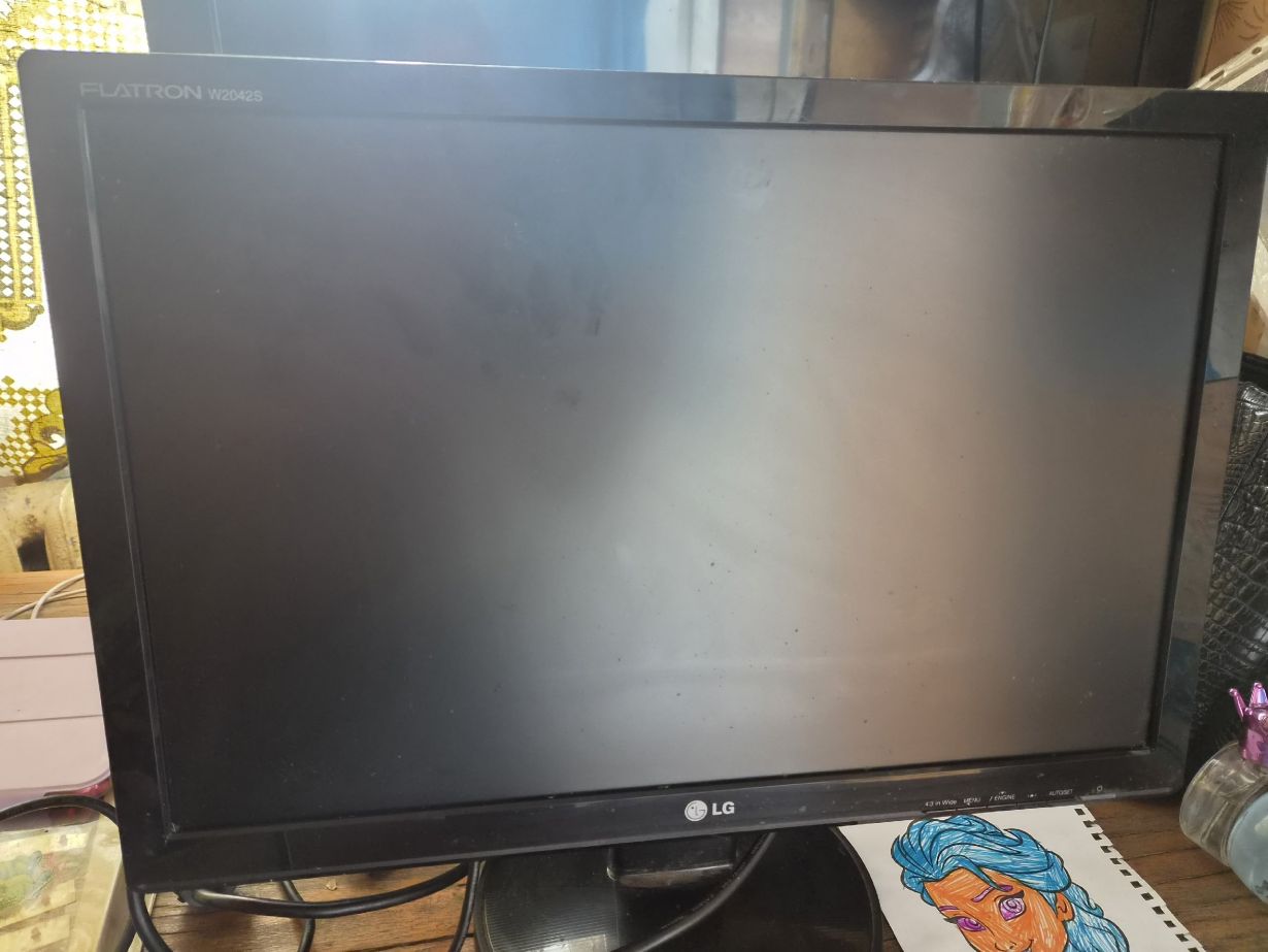 Продам монитор LG Flatron 20″ W2042S