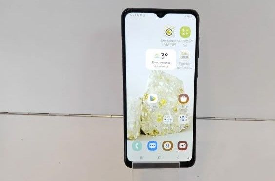 Продам samsung Galaxy a02