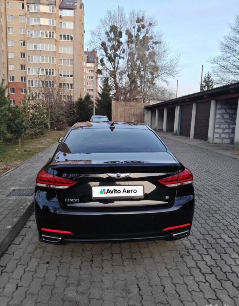 Hyundai Genesis 2014г