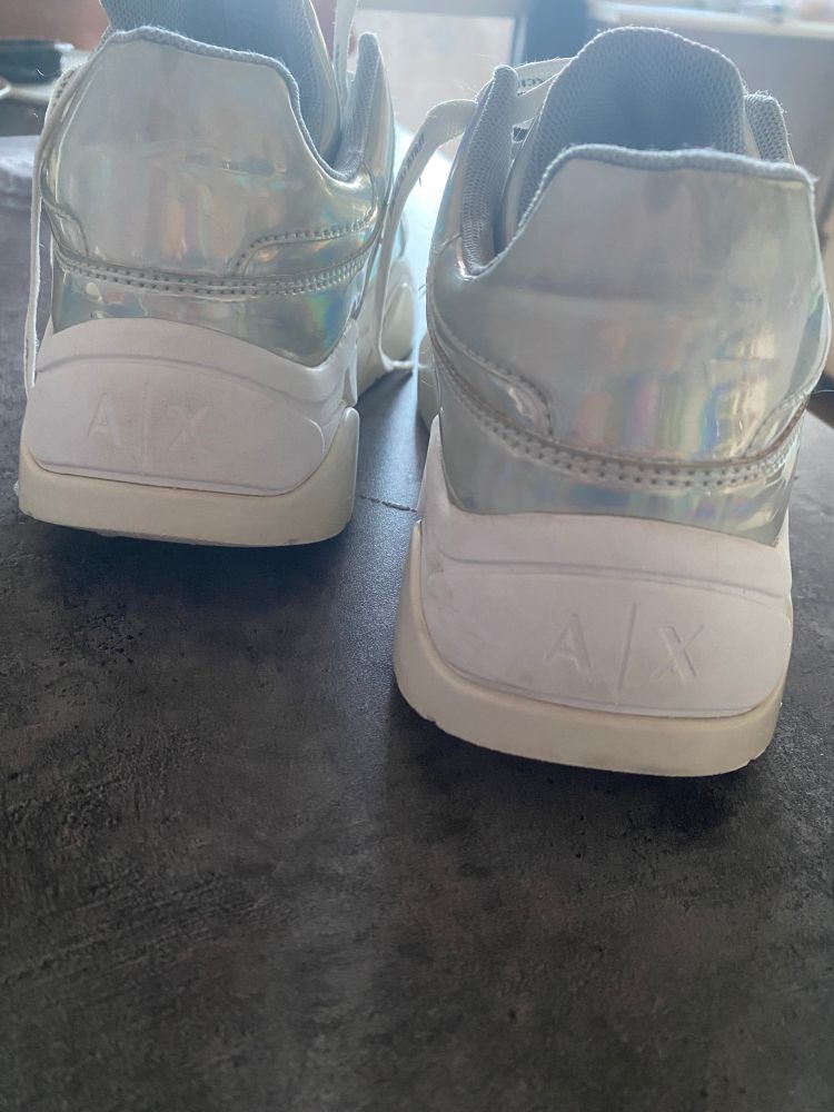 Кроссовки armani exchange 36 размер