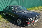 Продам BMW E30, 1989 года, купе.