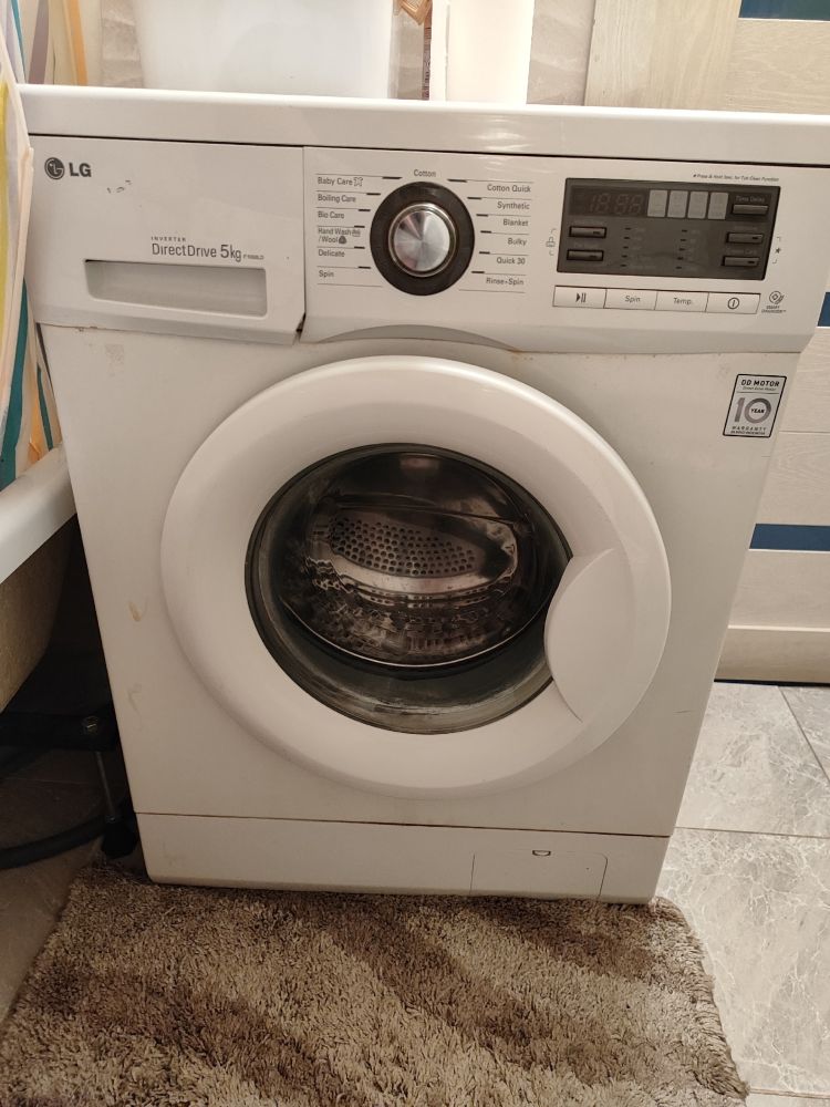 Продам стиральную машину