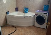 Продается уютная двухкомнатная квартира с косметическим ремонтом в кирпичном доме