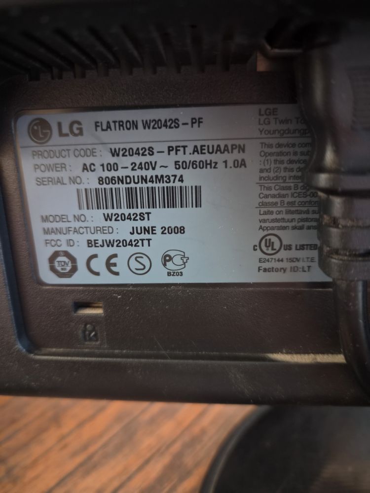 Продам монитор LG Flatron 20″ W2042S