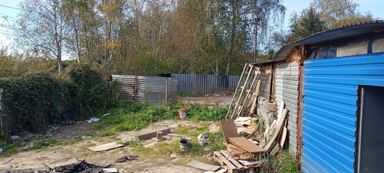 Сдам два бокса по ул. Лукашова , 1А