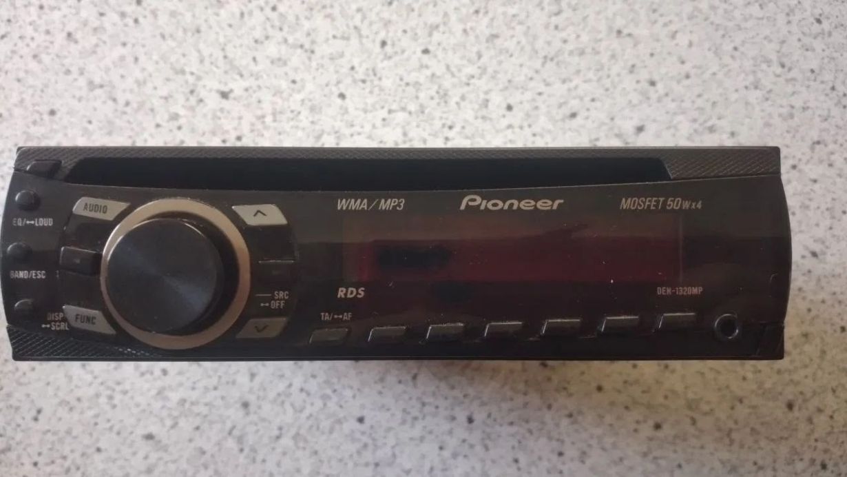 Магнитола Pioneer