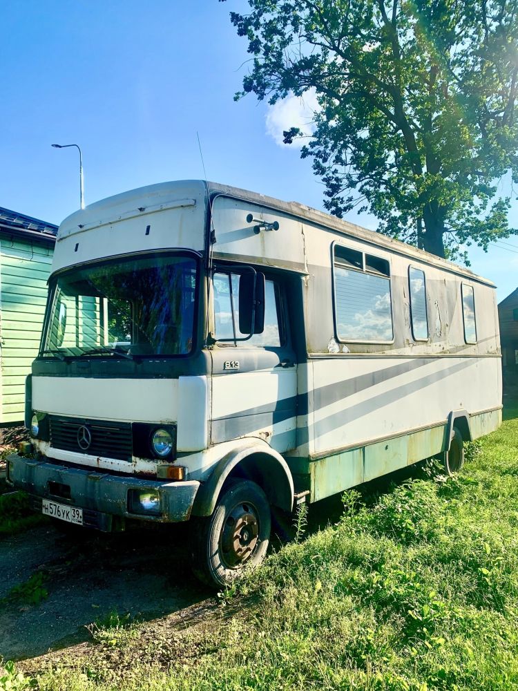 Продам жилой фургон (был раньше гос банком ) категория С