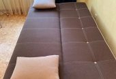 Продаётся прямой раскладной диван б/у в Светлогорске