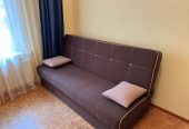 Продаётся прямой раскладной диван б/у в Светлогорске