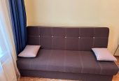 Продаётся прямой раскладной диван б/у в Светлогорске